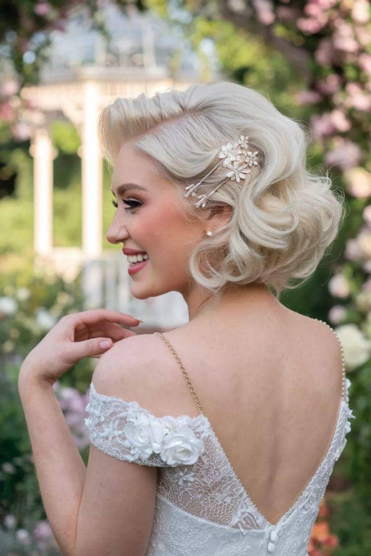 ide gaya rambut dengan aksesori