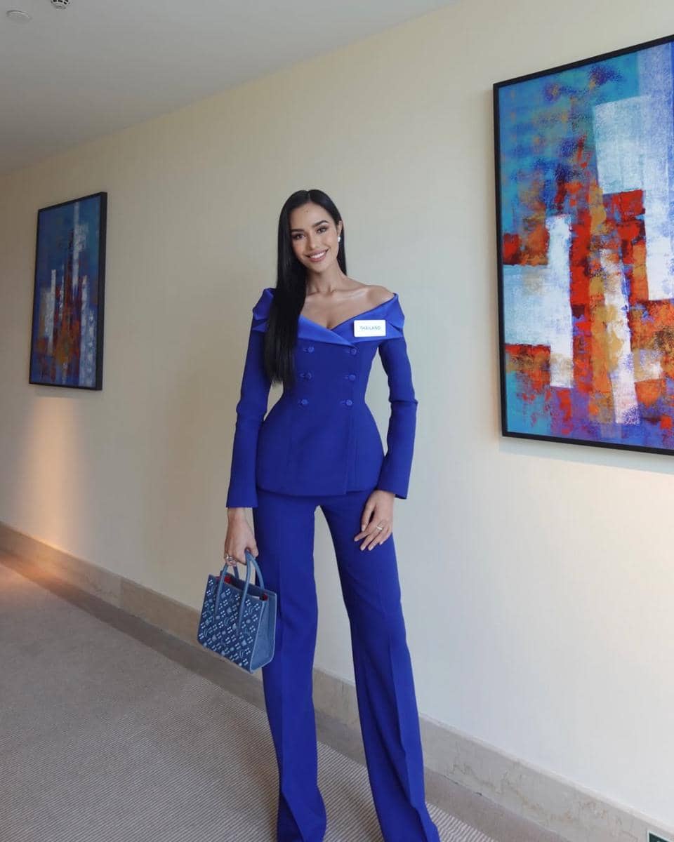 First day of Head2Head Challenge! So excited to hear inspiring and empowering stories from all the ladies here at @missworld  Outfit- @poem_official Jewelry- @mouawad Bag- @christianlouboutin Stylist- @criscrisiiSupports- @atiwathong @zingi.jpg