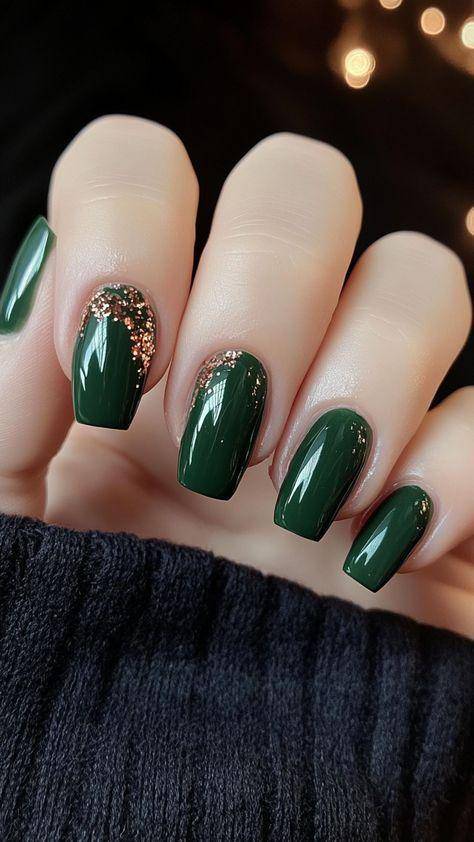 inspirasi nail art nuansa dark green