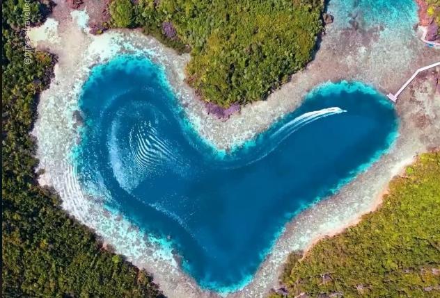 Love Lagoon