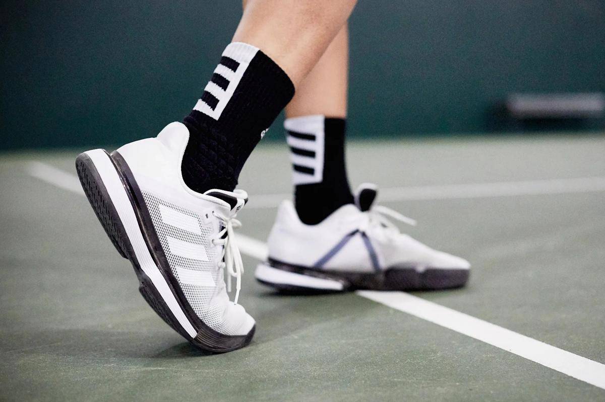 tennis-warehouse.com.jpg