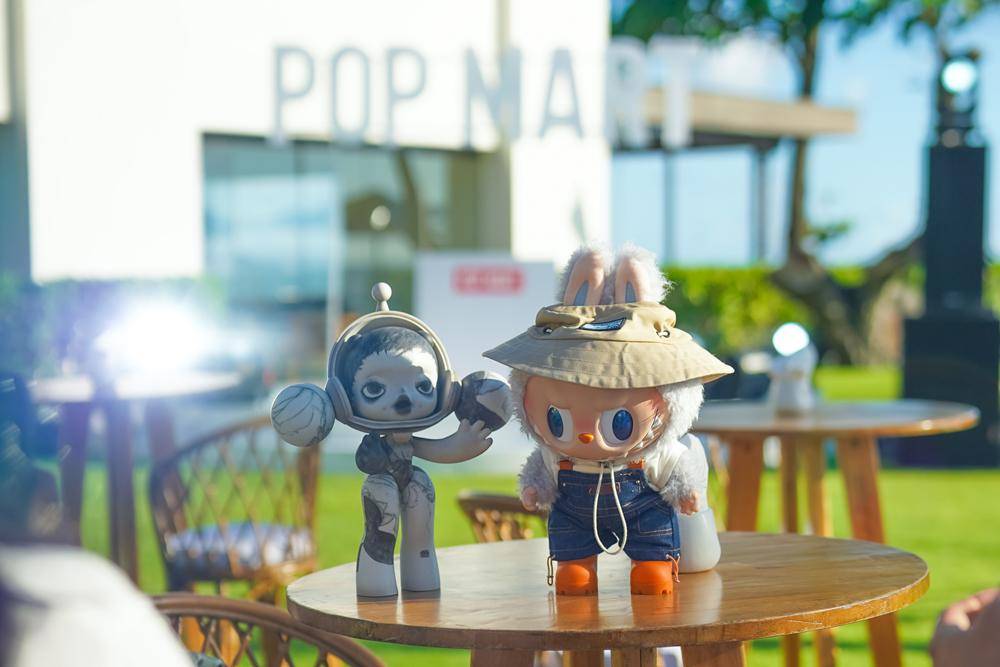POP MART Beach Party_4.jpg