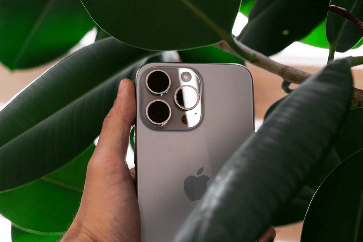 Perbedaan iPhone 13 dan 15