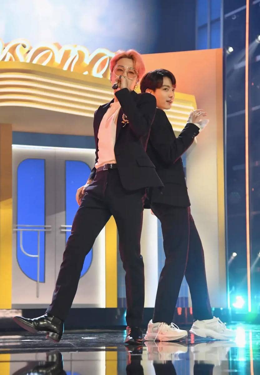 jimin-jung-kook-3.jpg