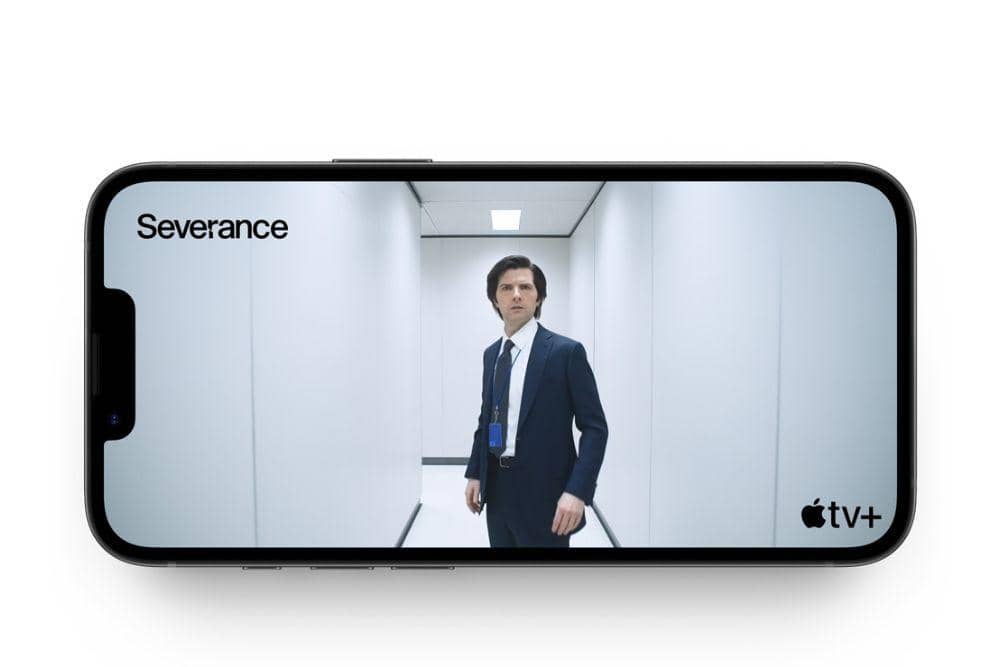 Daya tahan baterai hingga 26 jam dengan iPhone 16e (dok. Apple)