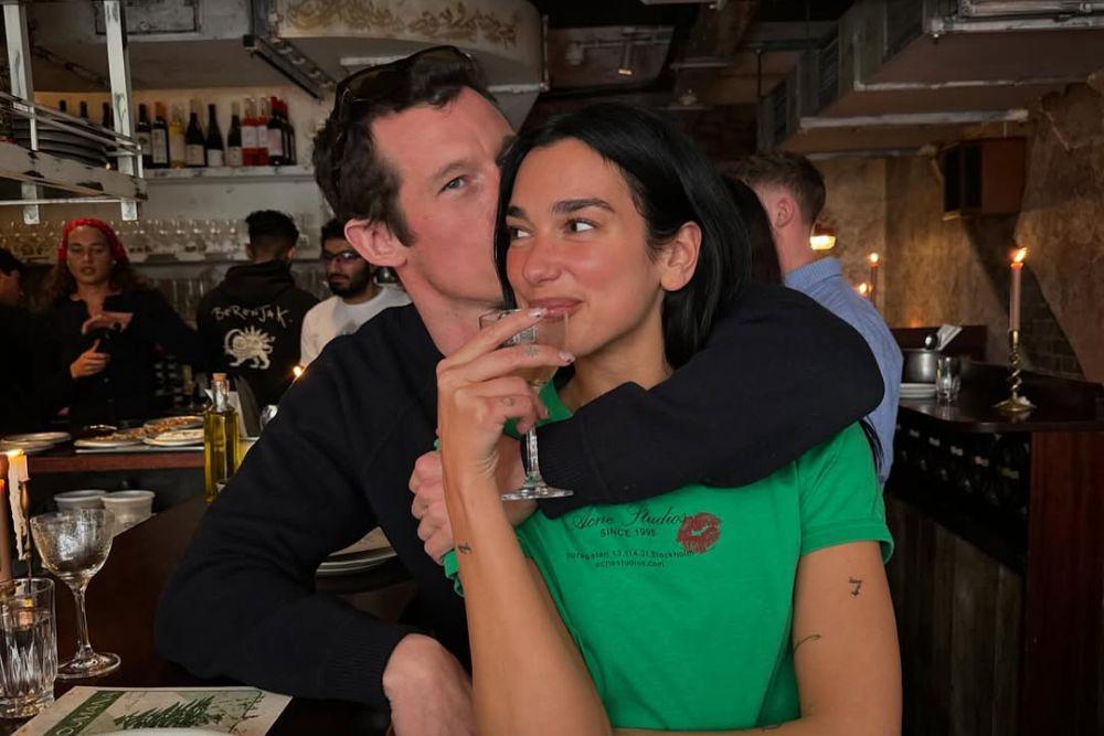 Dua Lipa dan Callum Turner