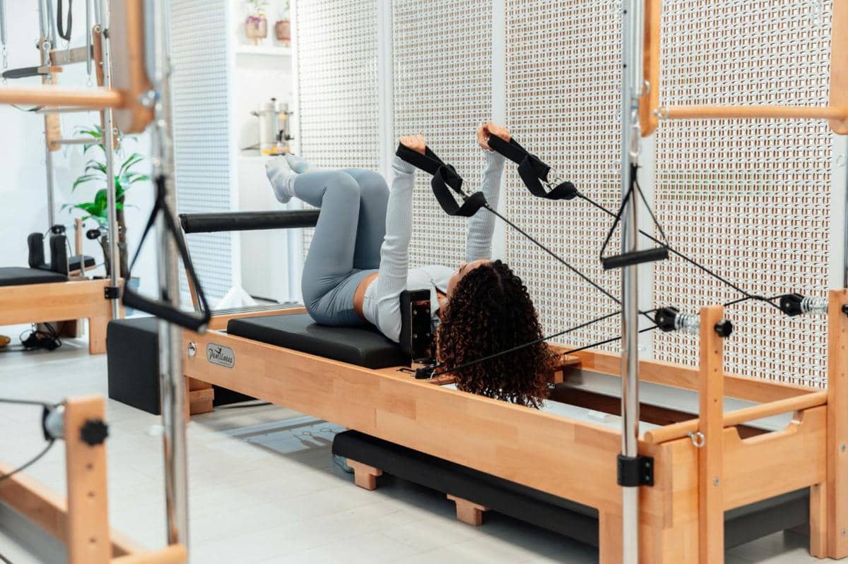 perbedaan pilates mat dan reformer
