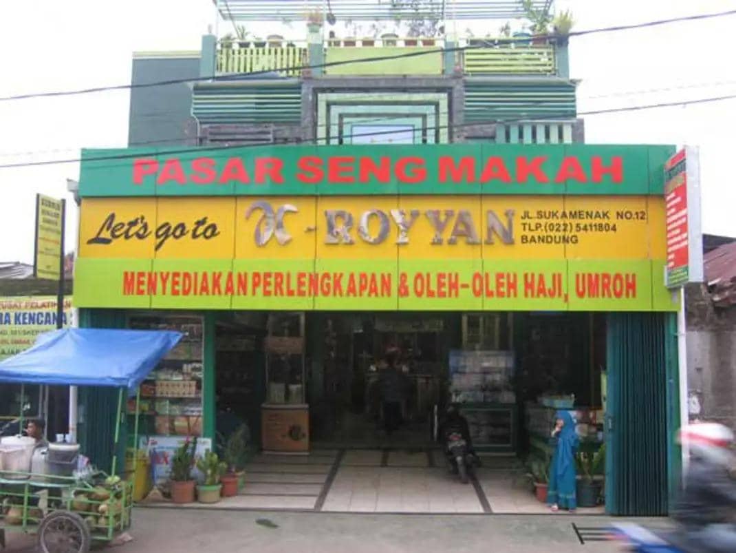 Toko oleh-oleh haji bandung