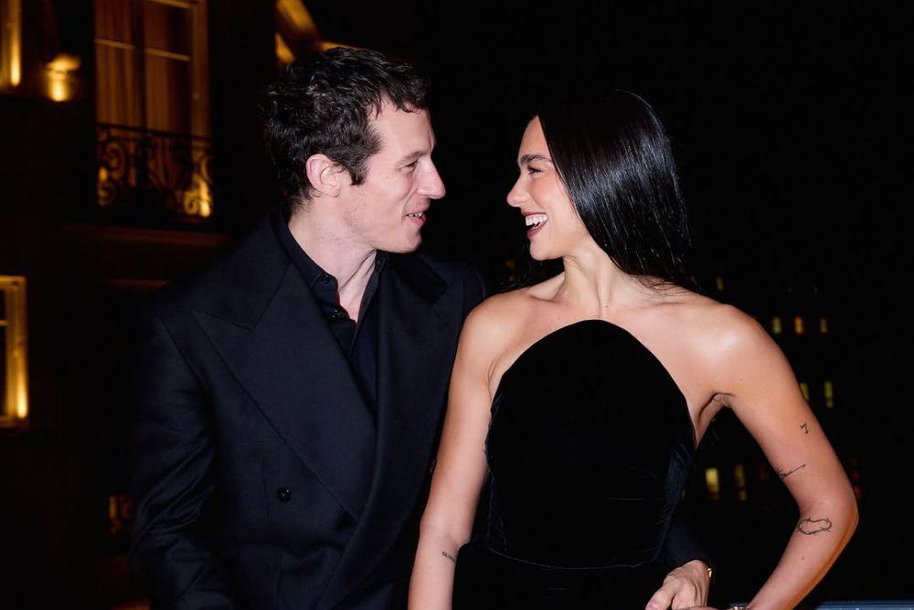 Dua Lipa dan Callum Turner