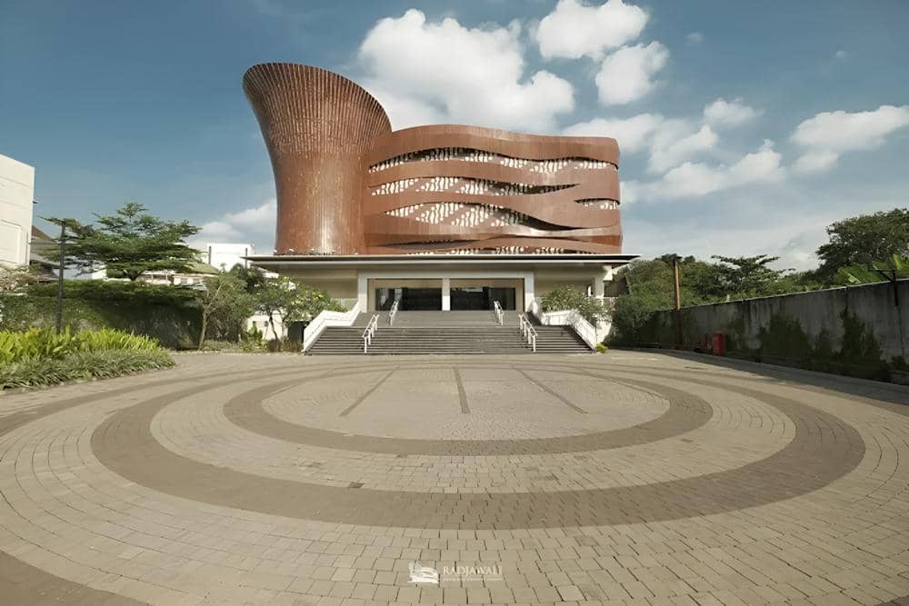 Radjawali Semarang Cultural Center (google.com)