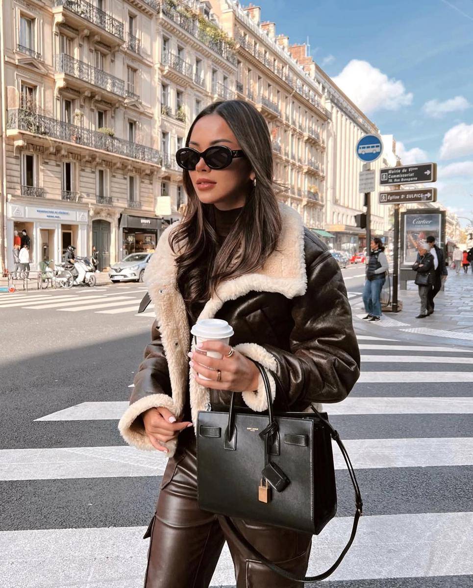 gaya OOTD Alyssa Daguise