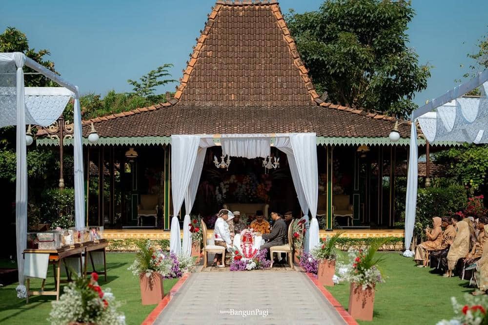 Pendhopo Ayem Tentrem (instagram.com/@pendhopoayemtentrem)