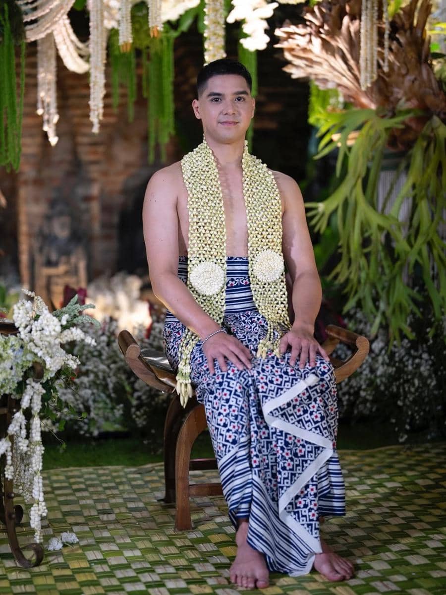 Moment Bahagiaku. Alhamdulillah selesai sudah prosesi Siramanku, Dalam balutan adat dan cinta keluarga, siraman kemarin menjadi kenangan yang akan selalu terkenang. Sebuah langkah menuju lembaran baru, d (3).jpg