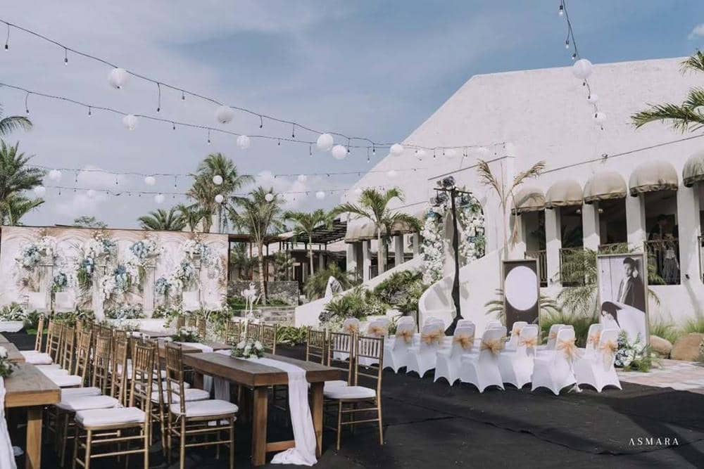 The Amora Wedding & MICE Venue (instagram.com/@amoravenueyogyakarta)