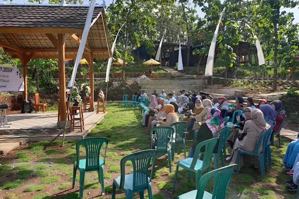 Jatiwening Wedding Outdoor (google.com)