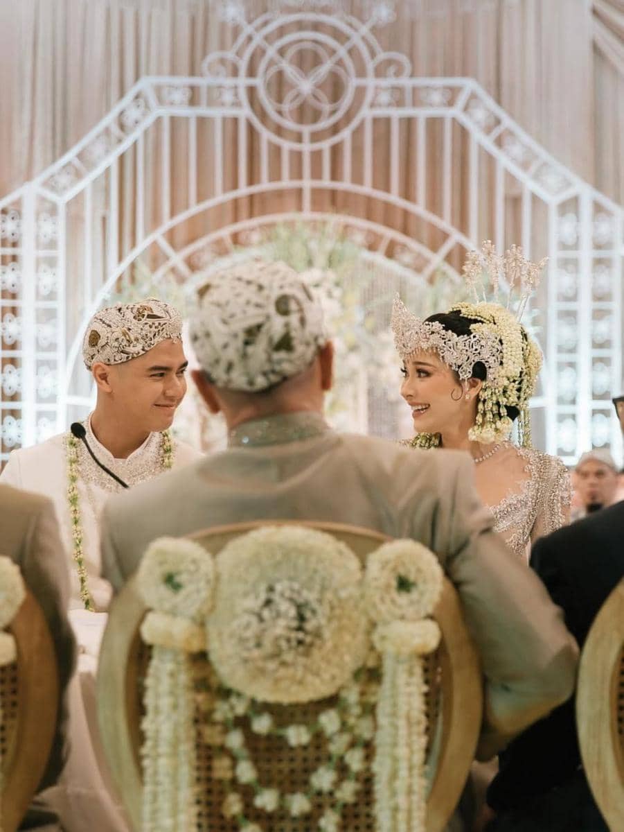 Potret Akad Pernikahan Al Ghazali dan Alyssa Daguise