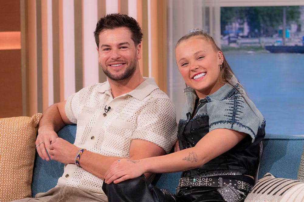 Deretan Artis Hollywood yang Pacaran di Tahun 2025