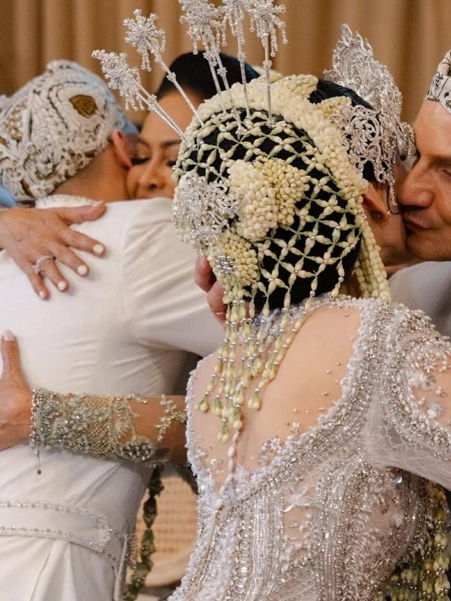 Potret Akad Pernikahan Al Ghazali dan Alyssa Daguise