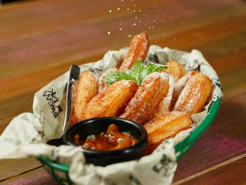 ilustrasi churros milo (pexels.com/Nadin Sh)