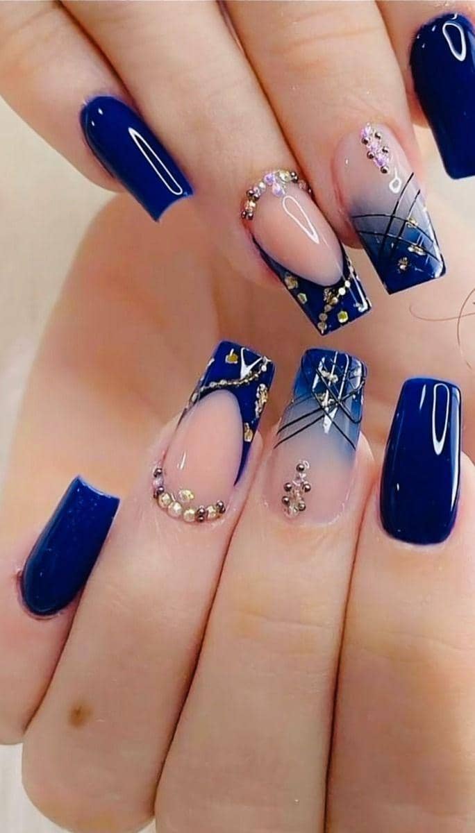 inspirasi nail art nuansa navy