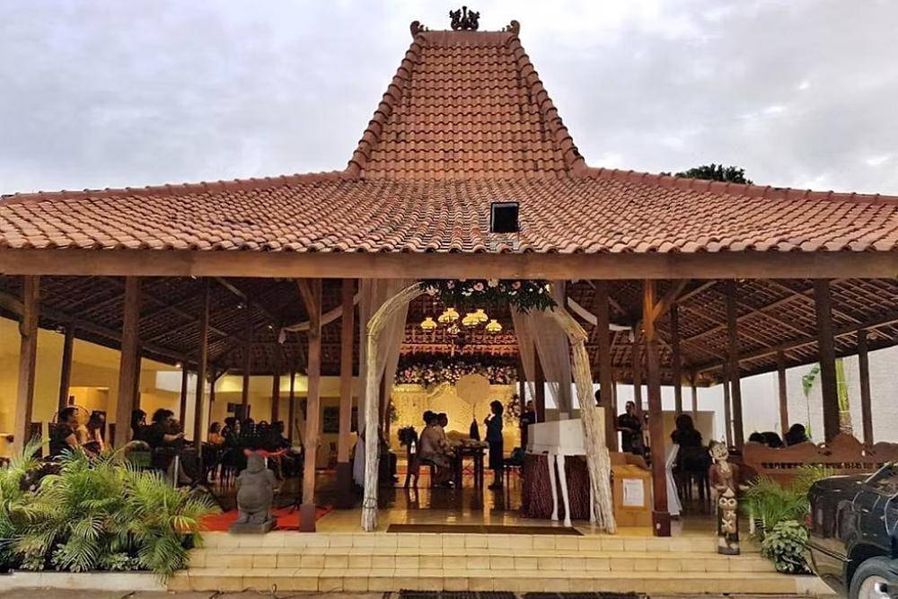 Griyo Kulo Resto (sayyesido.com)