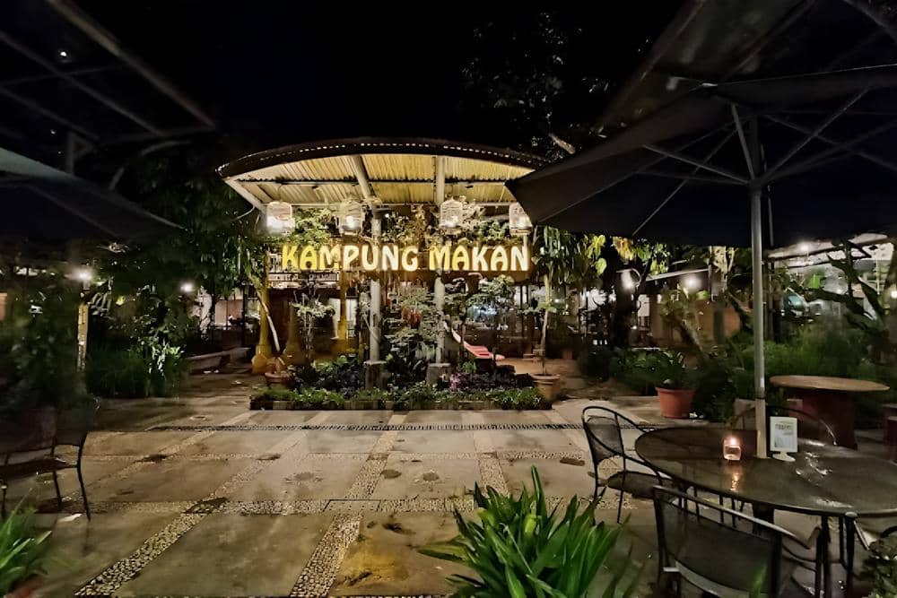 Kampung Makan Joglo 21 (Google Review/Naily Farhana)