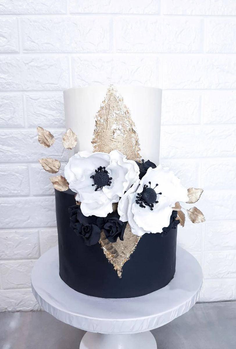 kue pernikahan sederhana tapi elegan