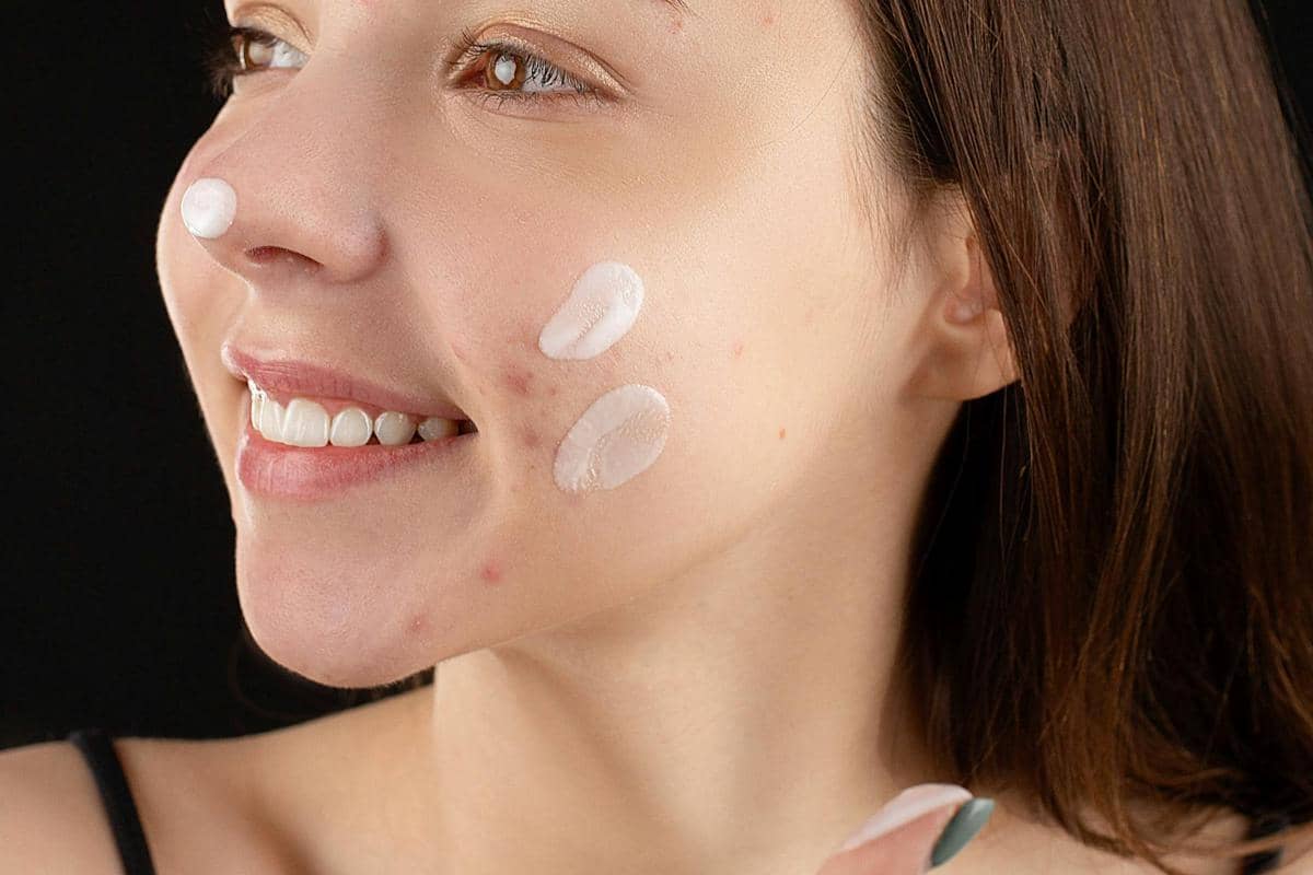 Ilustrasi pemakaian niacinamide yang salah