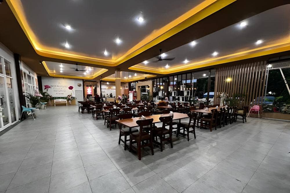 Joss Gandos Ketintang (Google Review/Saiful Malfino)