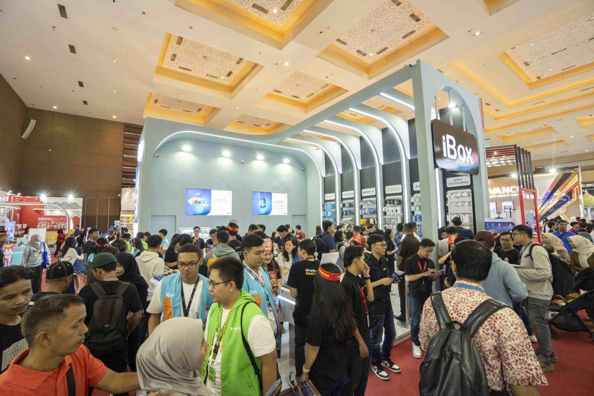 Booth iBox di hall D2 JIEXPO Kemayoran.jpeg