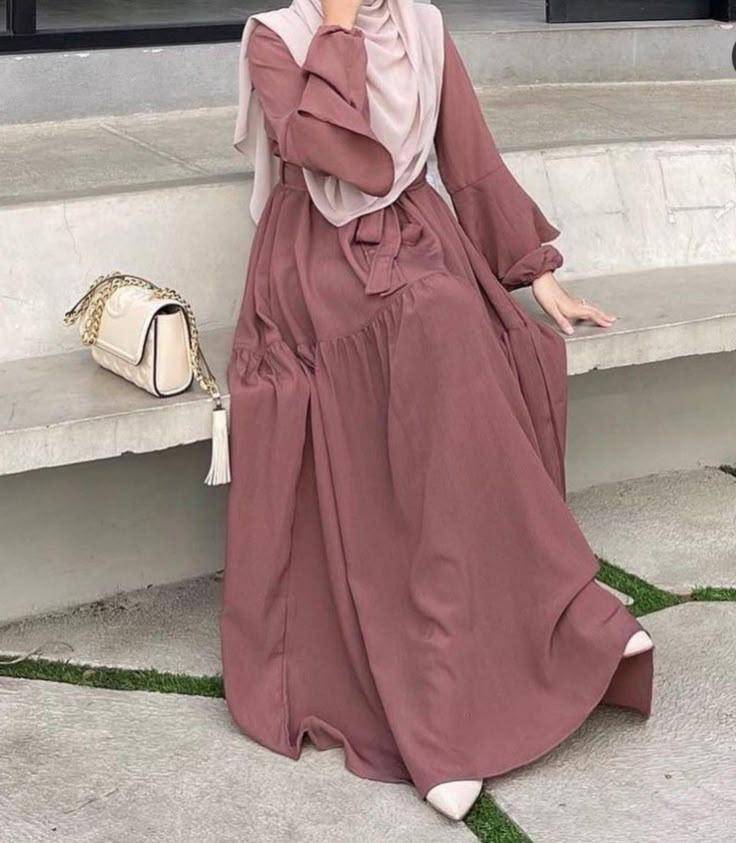 warna rose taupe cocok dengan warna apa