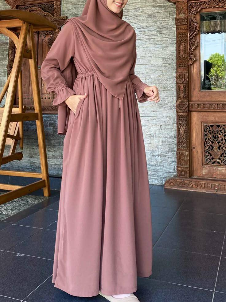 warna rose taupe cocok dengan warna apa