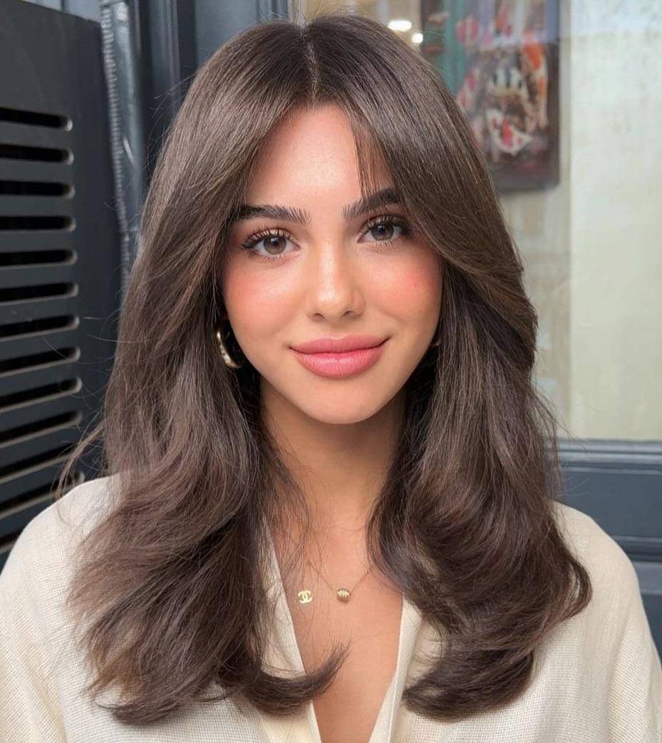 potongan rambut untuk wajah oval