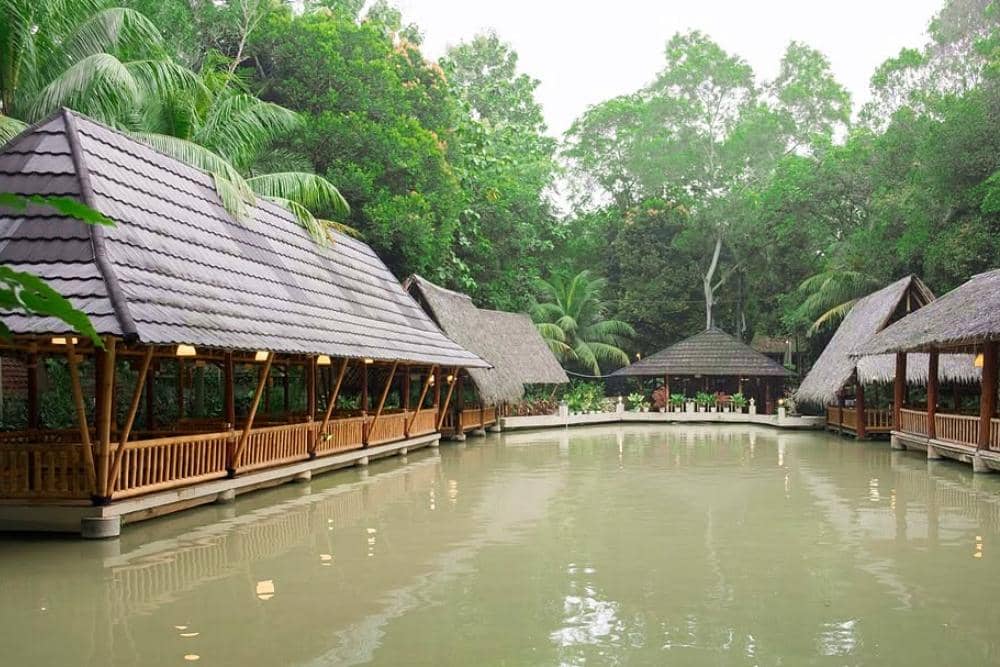 Kampoeng Kalapa (instagram.com/@kampoengkalapa)