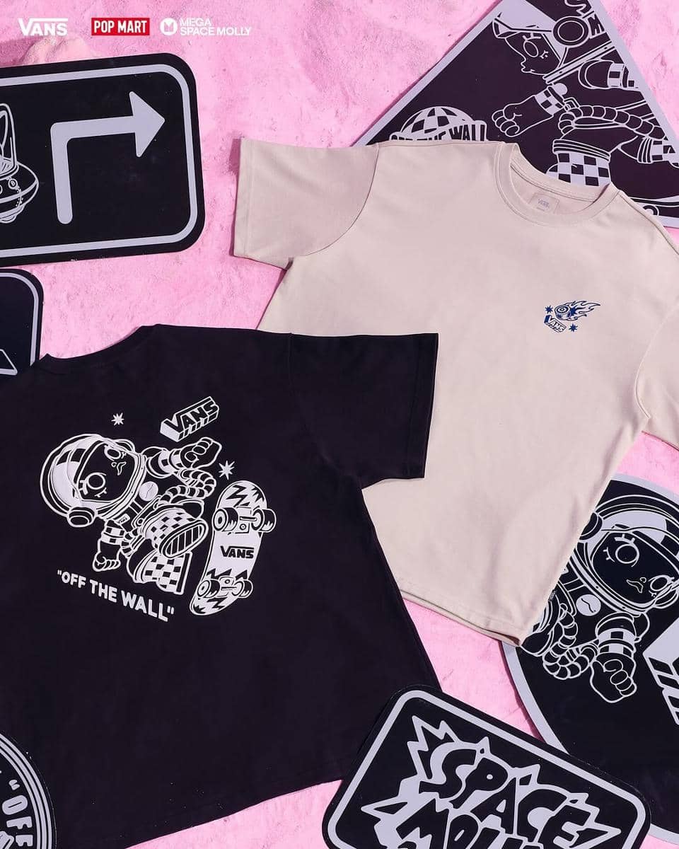 EXCLUSIVE RELEASE- Vans x Space Molly 🚀Dirilis secara terbatas, karakter ikonik Space Molly berpadu dengan elemen Vans yang penuh warna, imajinatif, dan terinspirasi dari kultur skate.Koleksi ini mencakup t-shirt, kemeja, celana karg (3).jpg
