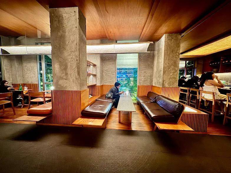 rekomendasi cafe di blok m