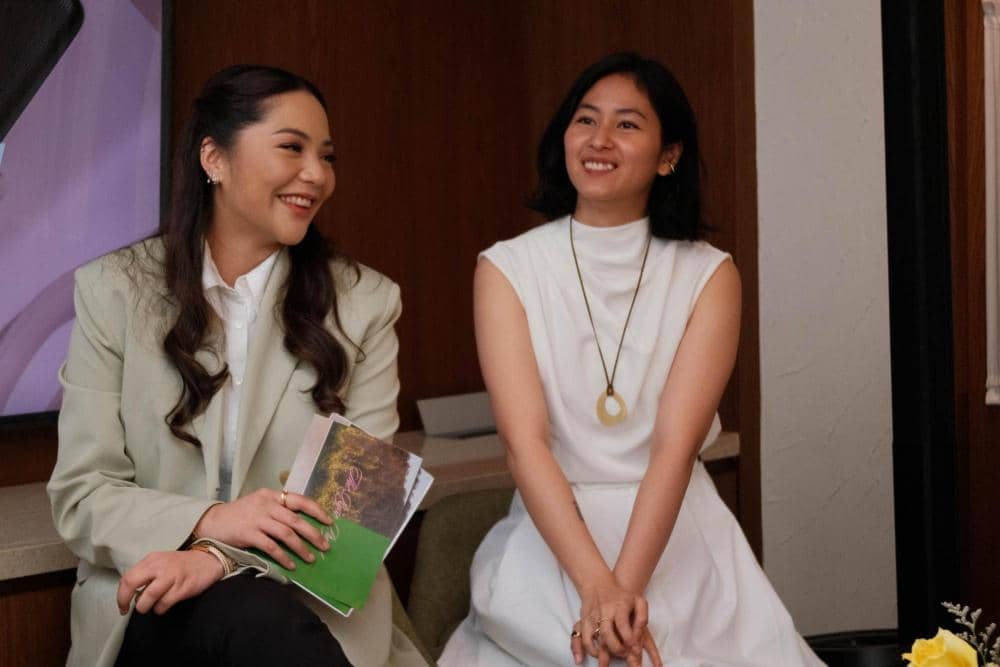 Felicia Kawilarang dan Kezia Toto dalam sesi talkshow.jpeg