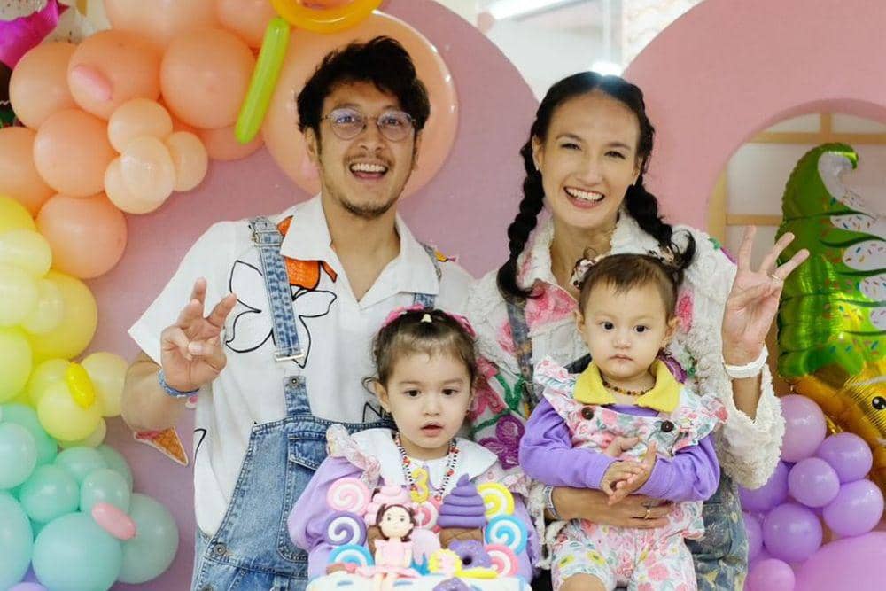 Fakta Keluarga Dimas Anggara yang Ramai Disorot