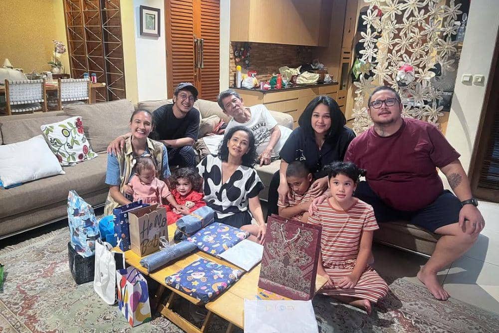 Fakta Keluarga Dimas Anggara yang Ramai Disorot