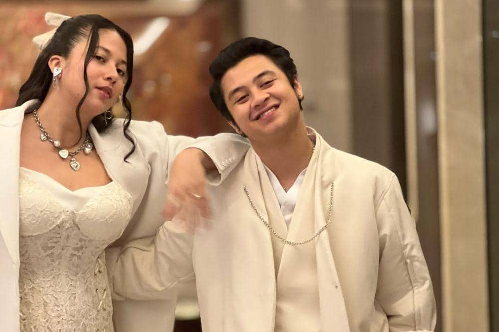 Kisah Cinta Sitha Marino dan Bastian Steel