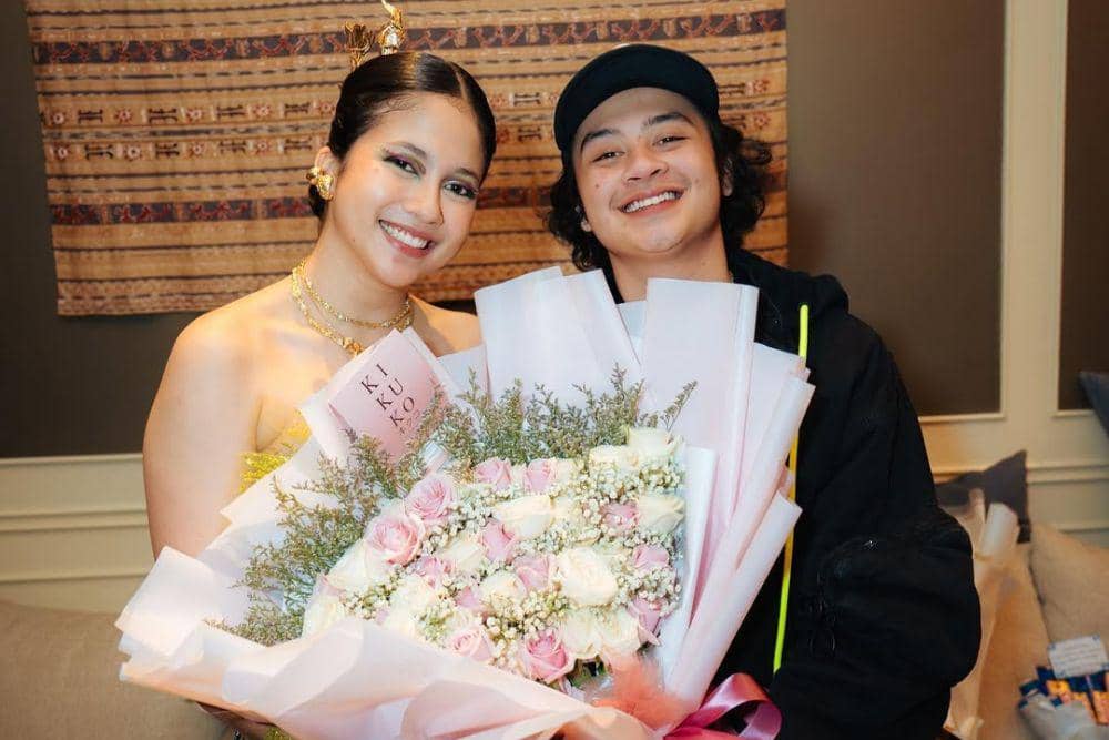 Kisah Cinta Sitha Marino dan Bastian Steel