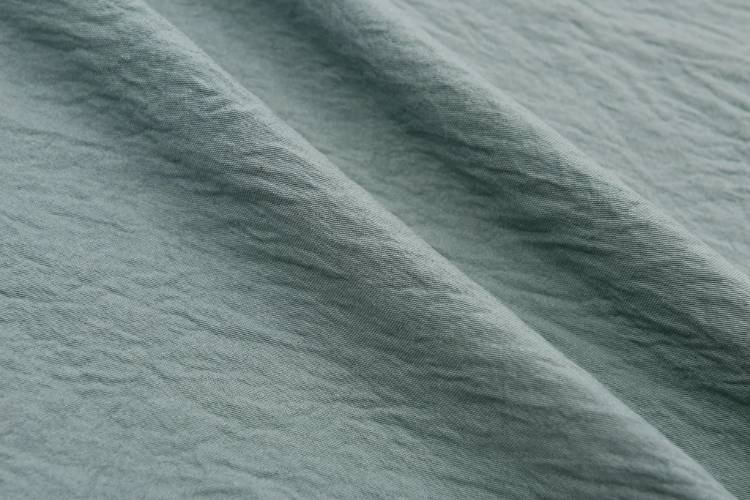 Cek Kelebihan dan Kekurangan Bahan Crinkle Airflow yang Lagi Hits