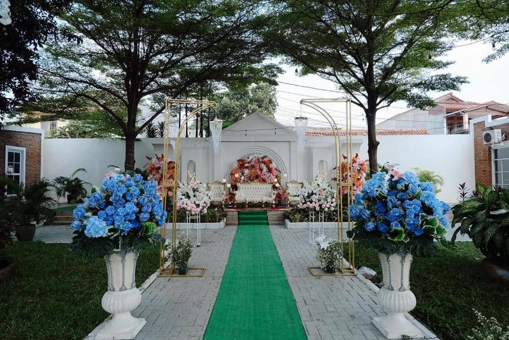 Reve Space (instagram.com/@weddingbyreve)