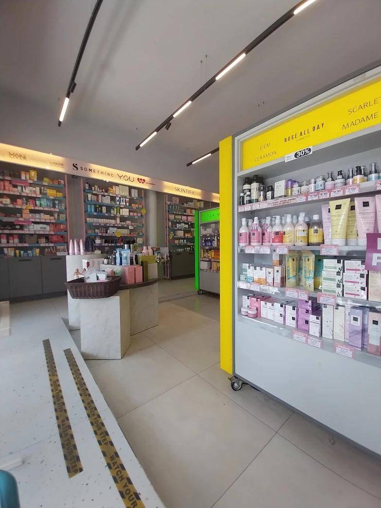 Toko kosmetik di Jogja