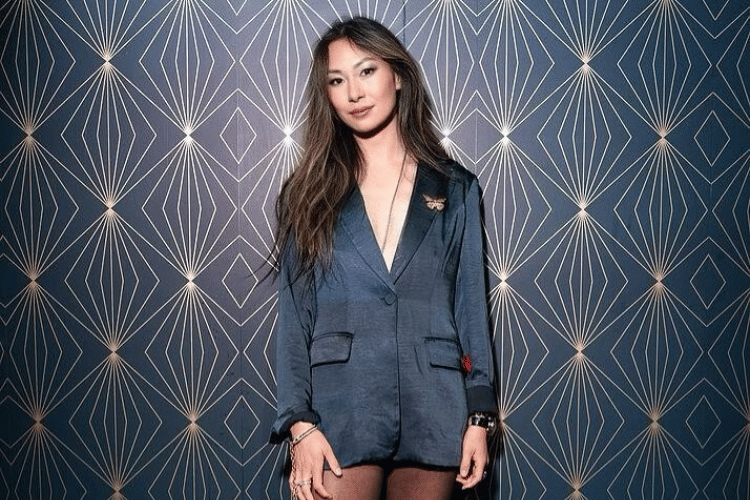 Gaya Lucy Guo, Miliarder Perempuan Terkaya 2025 di Usia 30 | Popbela.com