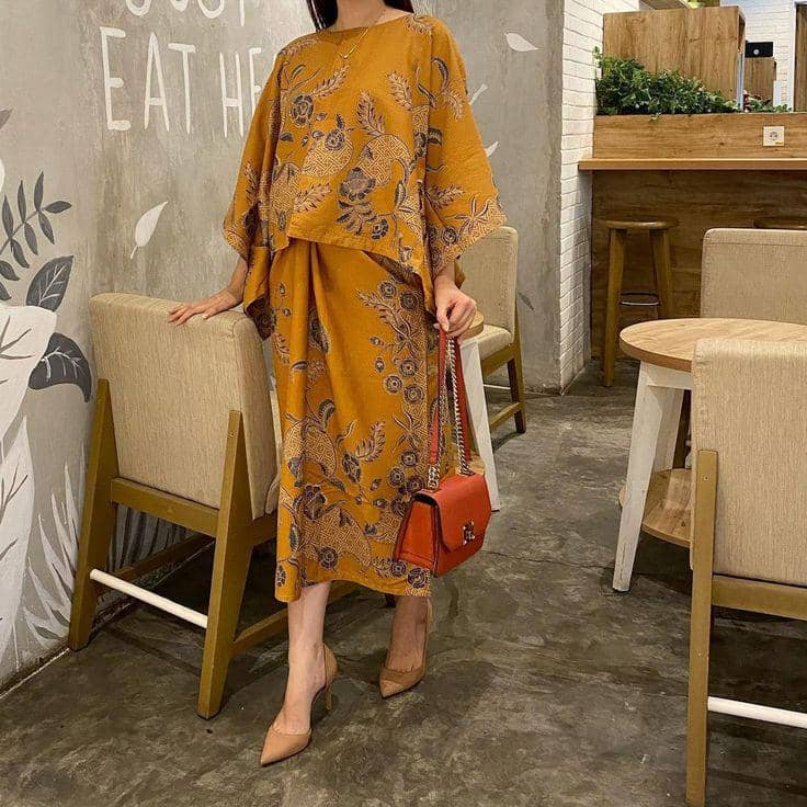 Batik Lengan Kelelawar.jpg