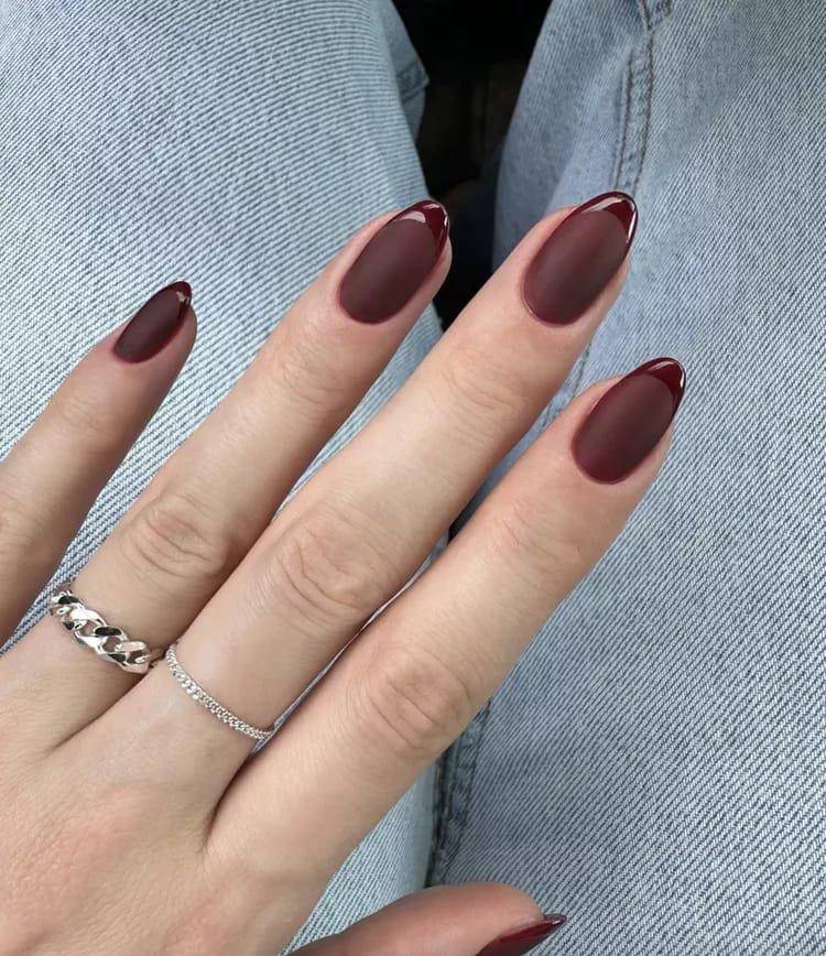 Ide nail art polos