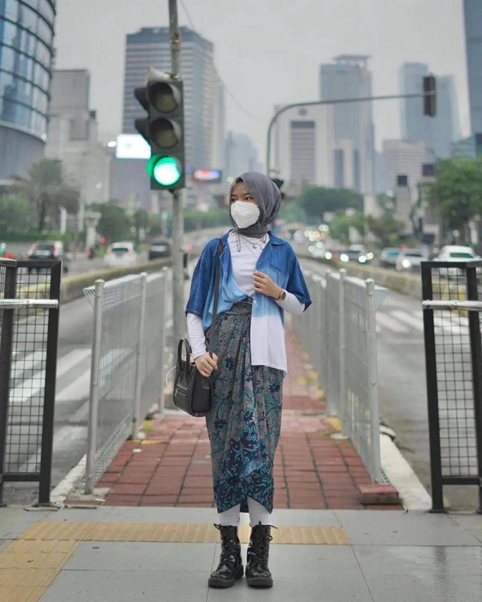 Outfit berkain hijab