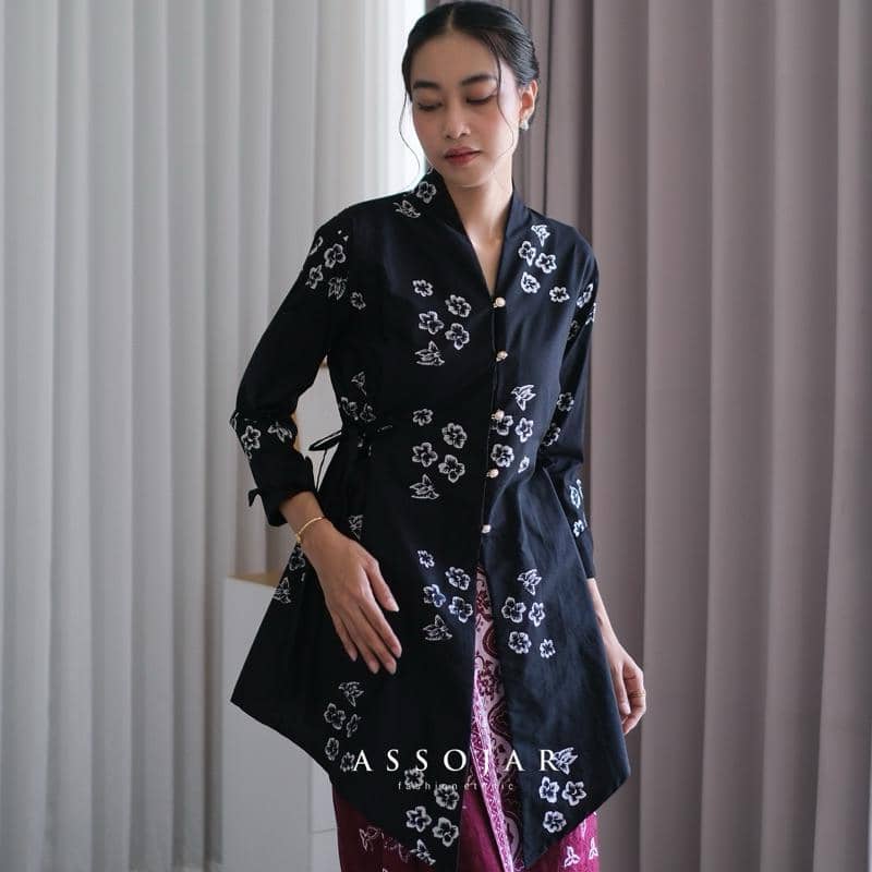 OOTD rok plisket kebaya batik 