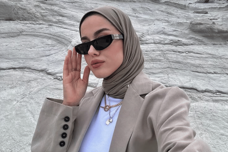 Cover Kalung Hijab - pinterest.com.png